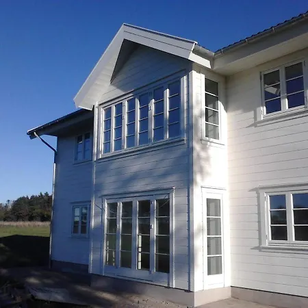 Lavendelbo Bed & Breakfast Hjallerup